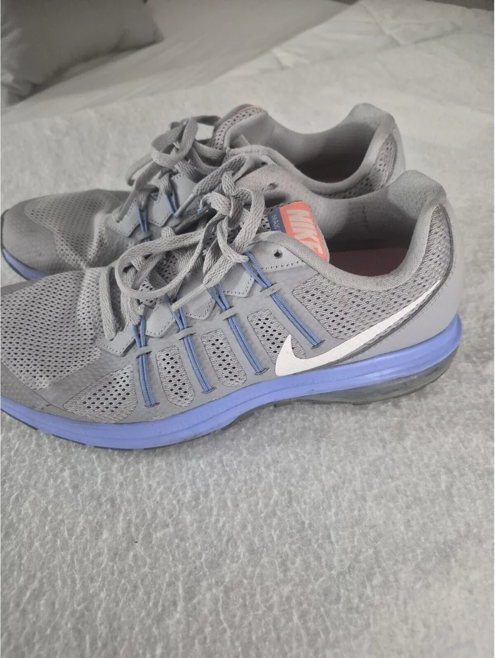 nike  Max Dynasty  woman size 9